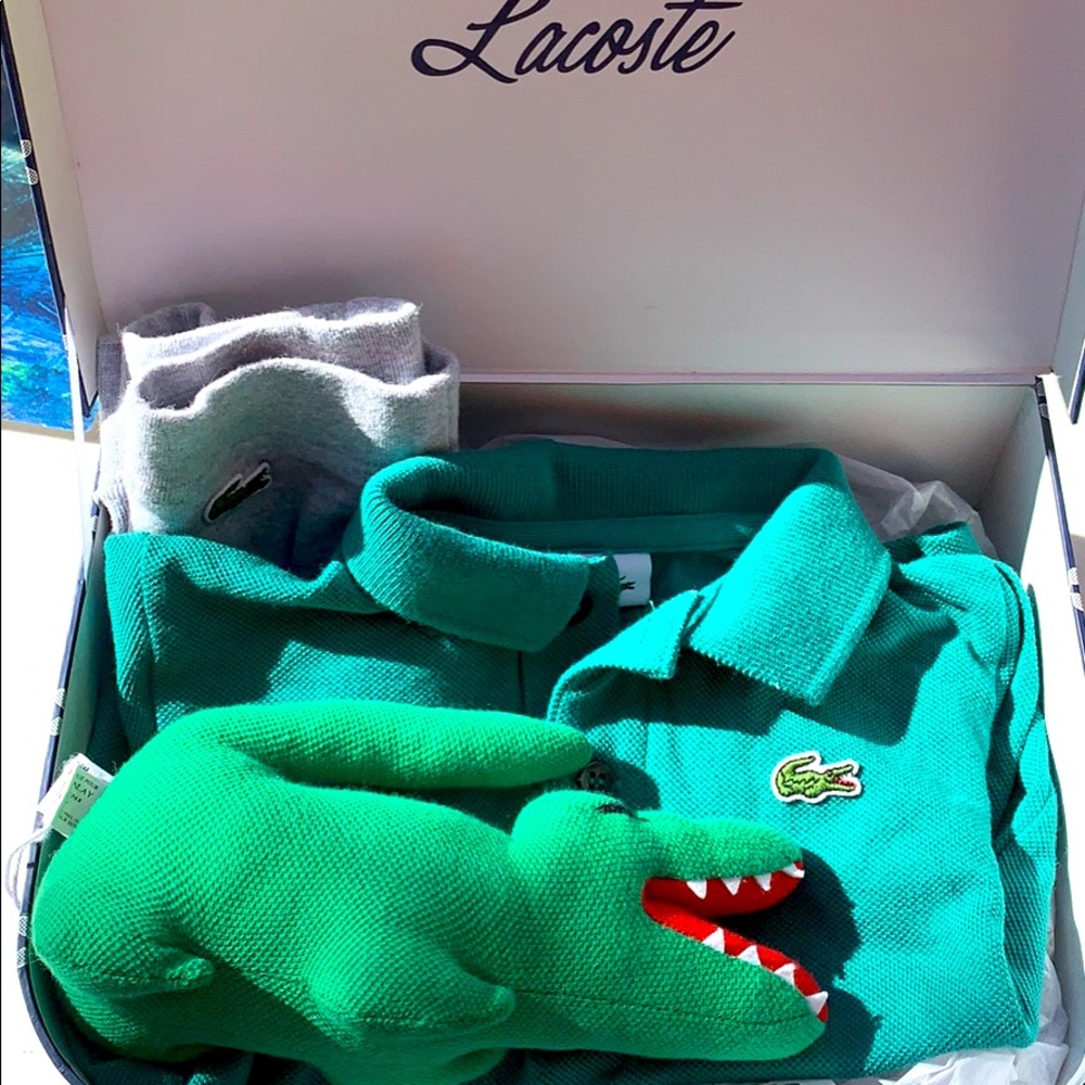 Like new Infant boy Lacoste set with lunch box. Read post b4 u pm me 9 months